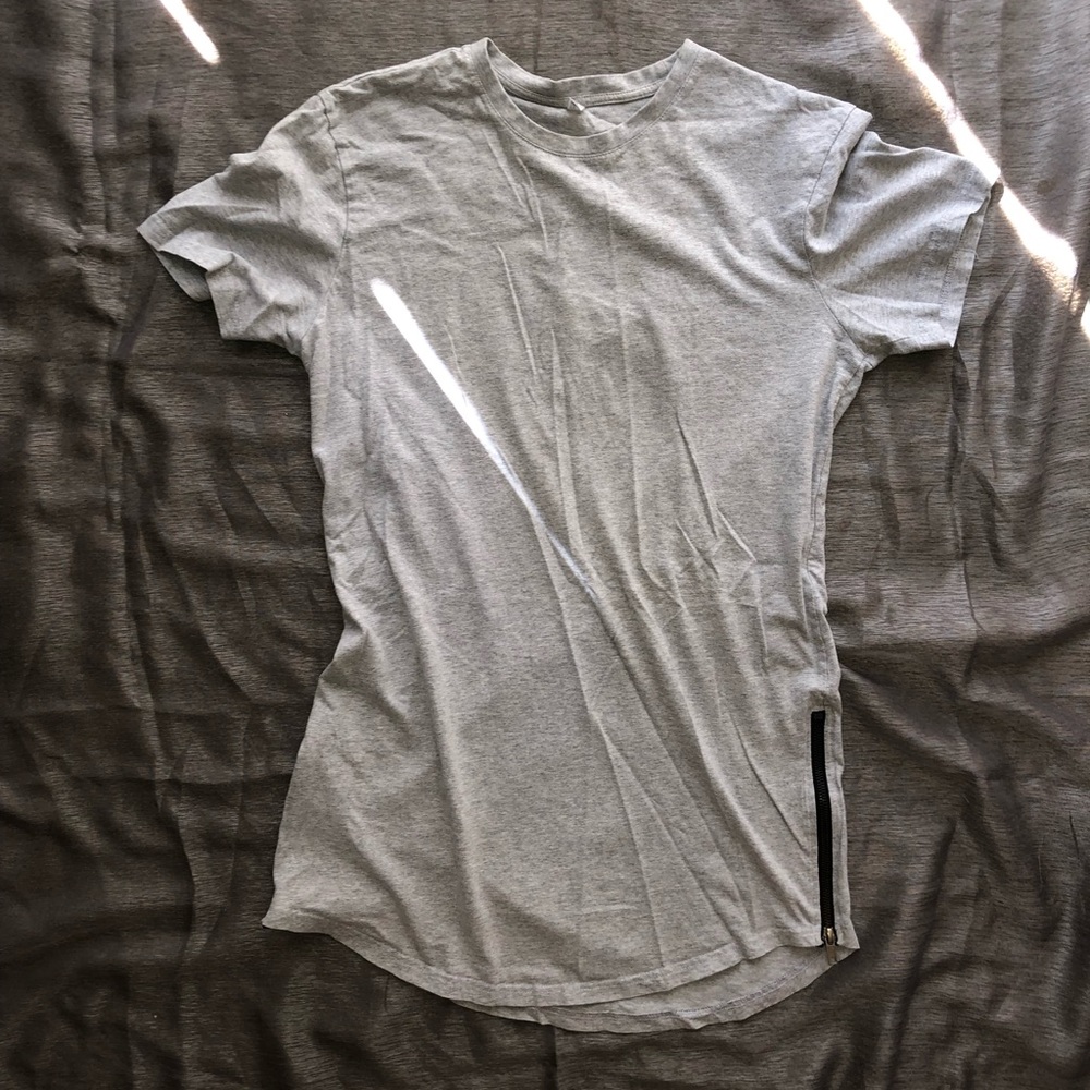 Men’s T-shirt drop tail